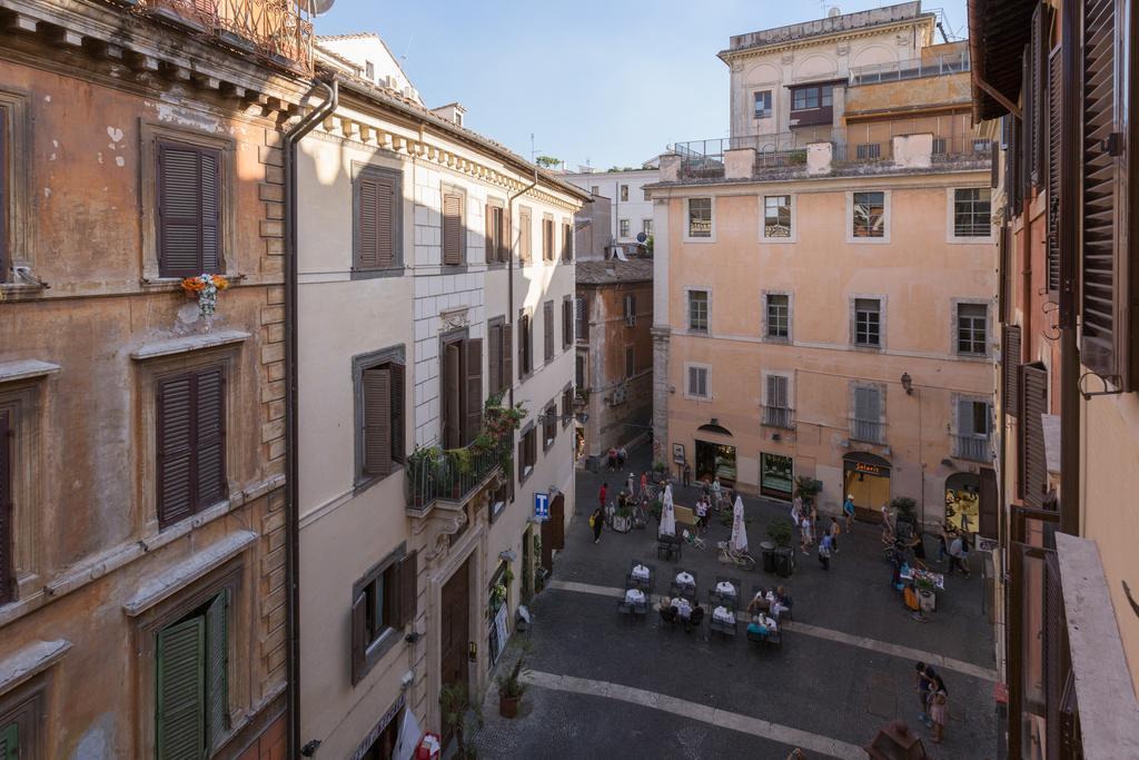 The Librari * Roma